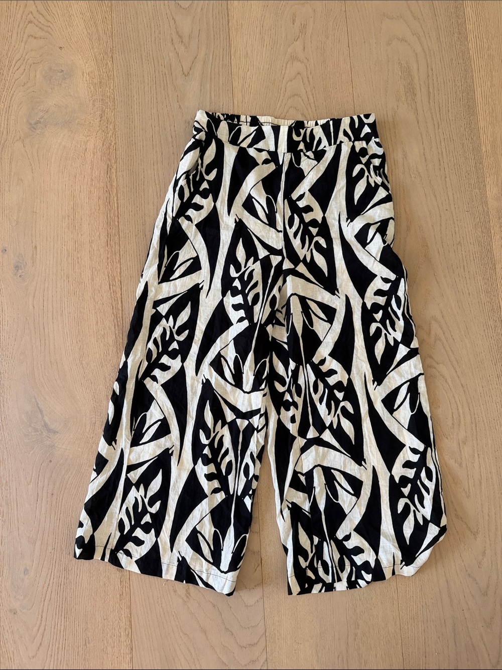 Rachel Zoe Black and Cream Wide Leg Printed Linen Blend Pants